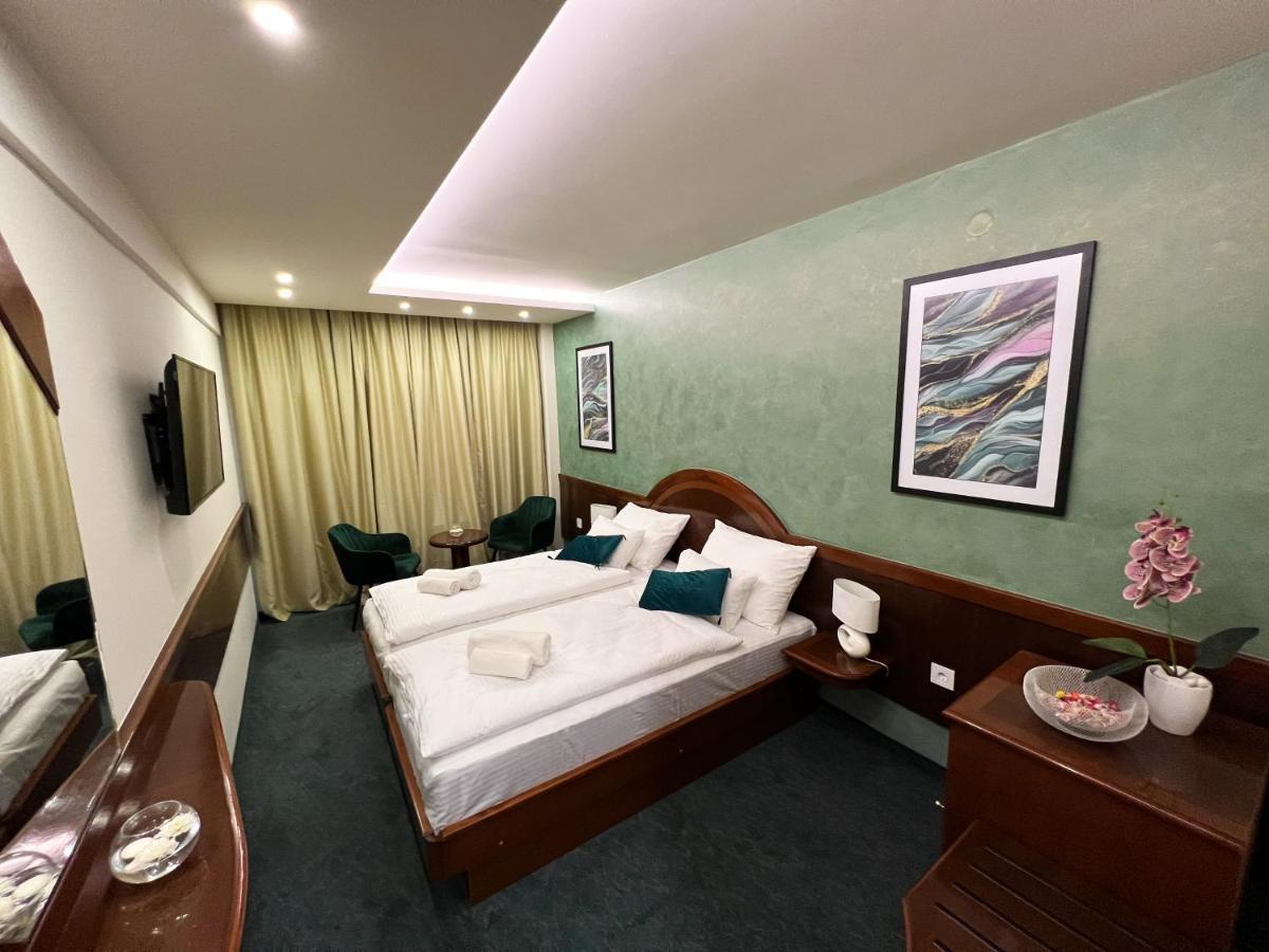 Hotel Laktaši Εξωτερικό φωτογραφία