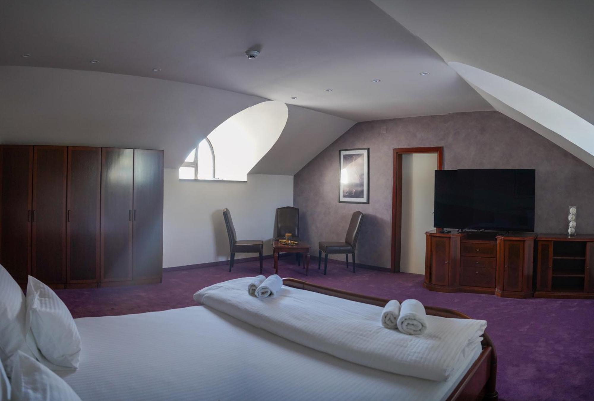 Hotel Laktaši Εξωτερικό φωτογραφία
